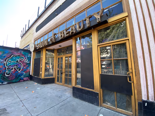 Item #48586363759381503143042118242978001323751418884239391505407157614537504456705 Media