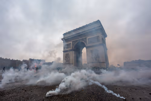 Item #48679334386113124300228803264312006813503011651693068006927871349513596698625 Media