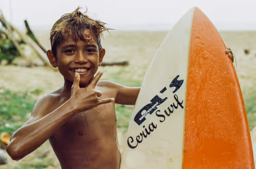 Item #53448959868688117088962583276543503976024664340977081468418540036952934055937 Media