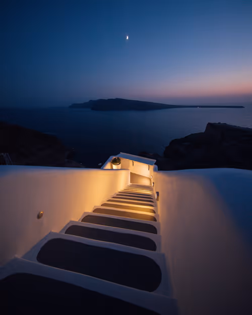 Item #14416656700475663864726672344569766568452912279528818547653479126333587980289 Media