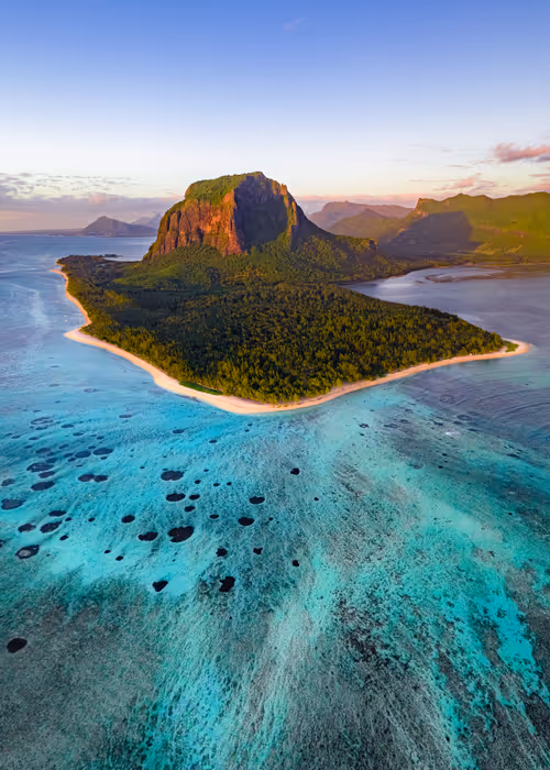 Item #64892573542216553225063327700336004171019867697641980949815581347017771712513 Media