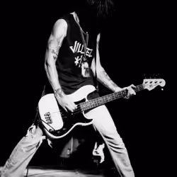CJ Ramone, Punk Rocker