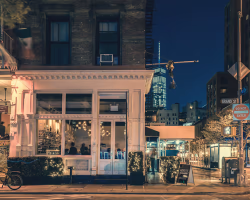 Item #45433878273403440521664752833313891753229131139543682429207814244194171486209 Media