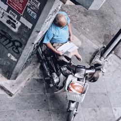 Bác Xe Ôm (Motorbike Driver)