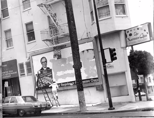 Item #26321359972833984351434126981753894799166725038868889816980362029456454320129 Media