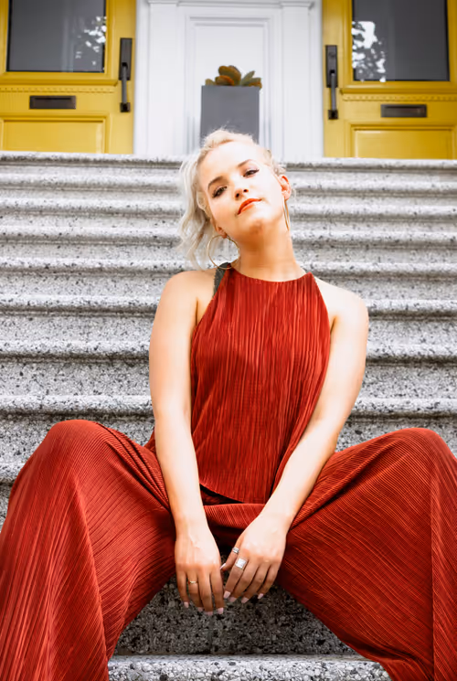 Item #22380822880750469679607150943500114050327895572865979621959590862891306188801 Media