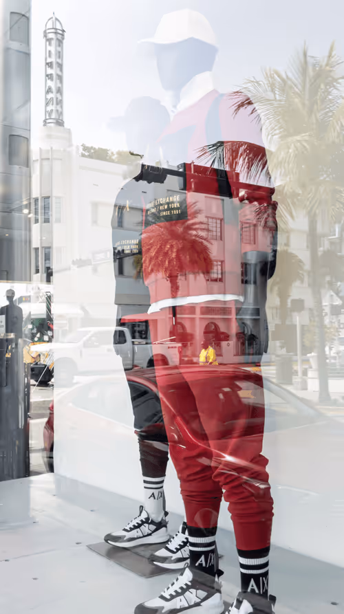 Item #1329906673436554735741479762689004721964883825291971096983776550158036107265 Media