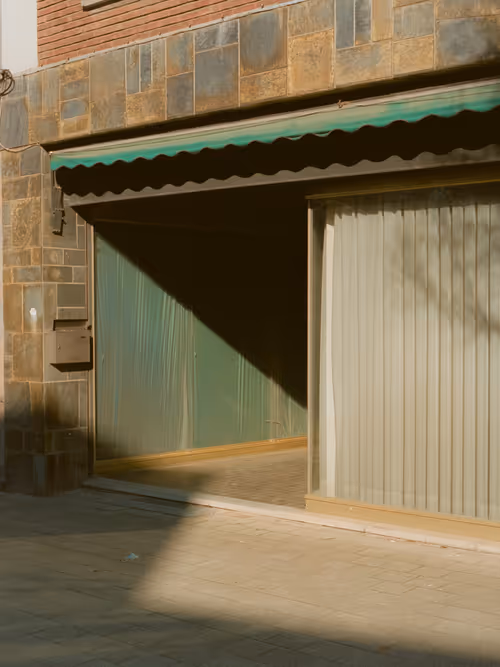 Item #86971918165072158782277371317872042949558598039466230043701204745598707695617 Media