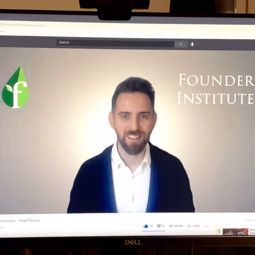 Item #62175267119956854346768101641824727859604734918017792062945530271111390953473 Media