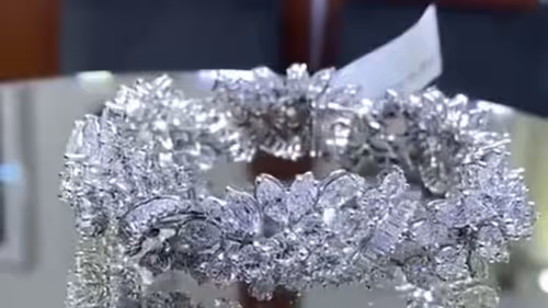 Item #63475483141840614417604835703532972748212131318874928986488791787719077396481 Media