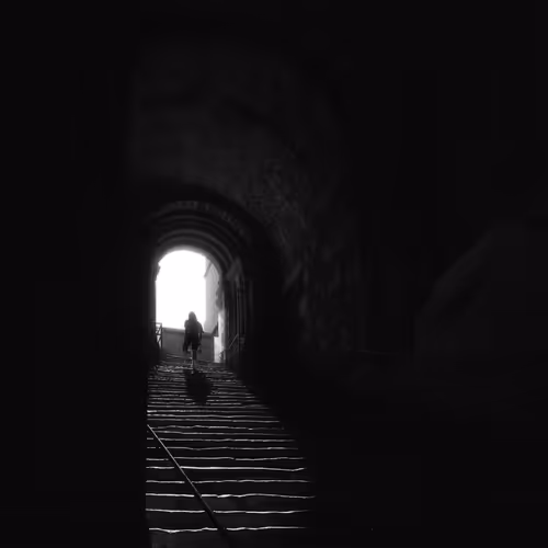 Strangersilhouettes
