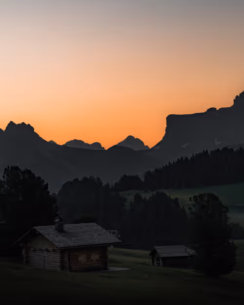 Item #66194589098145771714541131276235575166397887892718389200878874101490468782081 Media