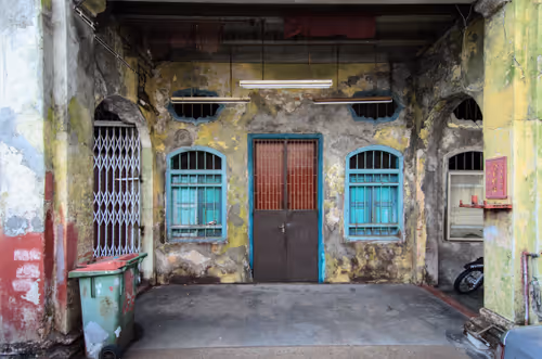 Item #35789781661993386733084734254910777267246199901164676810473341251448081481729 Media