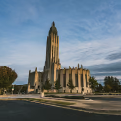 Art Deco Divinity