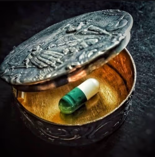 Item #88963807610366498335411870578620412129457988903719082368369370003799468408833 Media