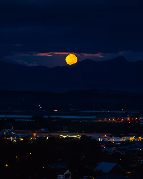 Item #74538995015435840111019835077918857414018361782222478882330568521607930707969 Media