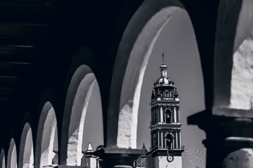 Item #51407189638115312508155978041268199969570618577551145156366977402775103602689 Media