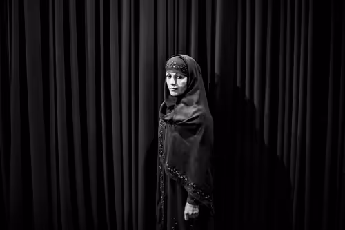 Item #5606426941725502535038272761259107725542531596447892324367451140840155512833 Media