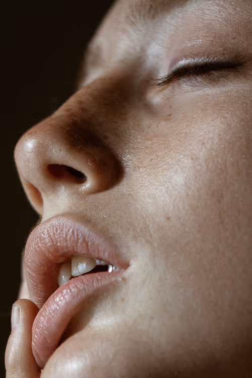 Item #21980904655541496302187199128758462469783418837312715062781907838626504376321 Media