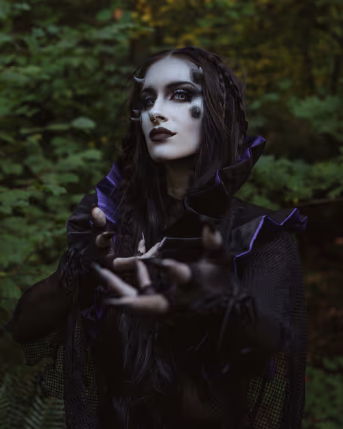 Item #99541058284214452303298643709629193616425519011785395331696783122108086484993 Media