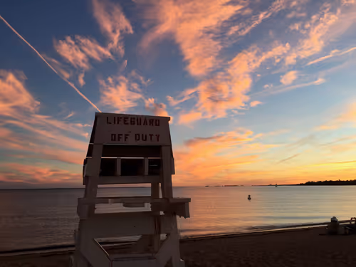 Item #53189486056573159248332941347174809648590364169606588961494996592748270714881 Media