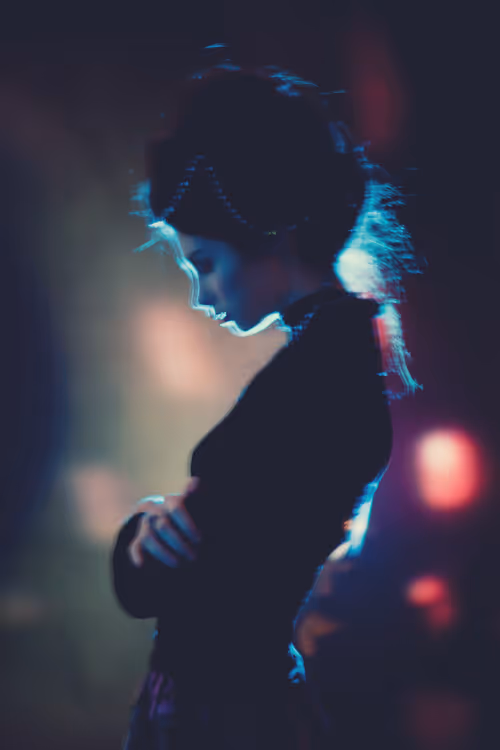 Item #113300456265572054290641269231913614430655375386256613734739386356679909048321 Media