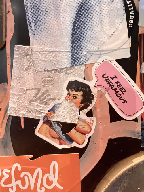 Item #46165039253768007082399740641195616512742564735458556676886734427262814257153 Media