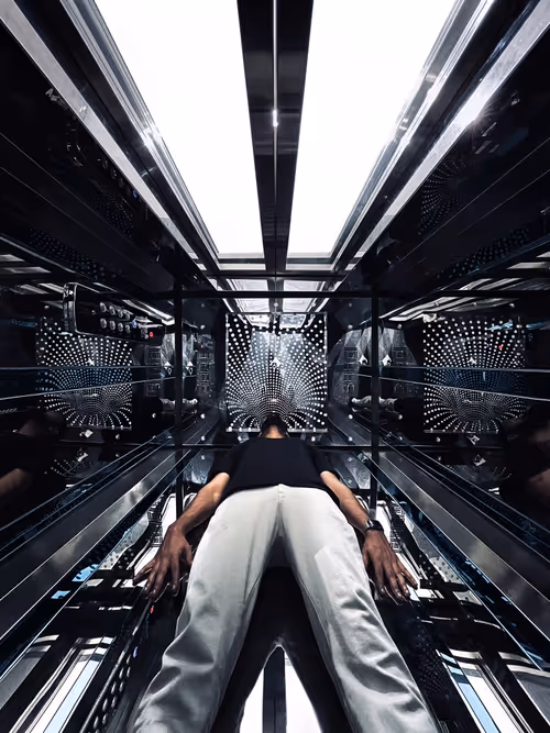 Item #18584792688976081687496510348358077396917471197062973522239620361951282987009 Media