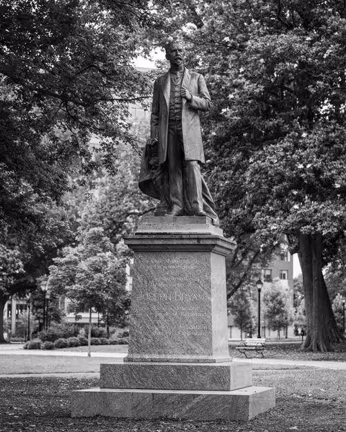 Item #10691109686083431502166818963425883962656955232587770388242978655818431332353 Media