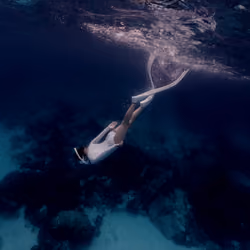 DIVE #01