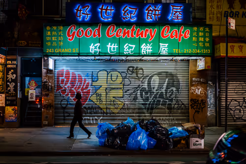 Item #26496075620781707602062900041822142517414676884450269992691667302289242062849 Media