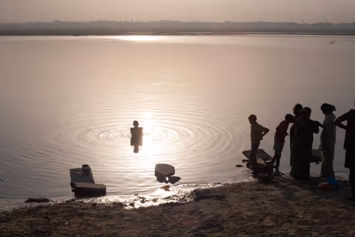 Item #36486330599558234192948007262260679931493432277950452627377023227809260109825 Media