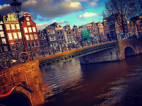 Item #81502579898277150353033734927483914682173799916853565085596411623562551492609 Media