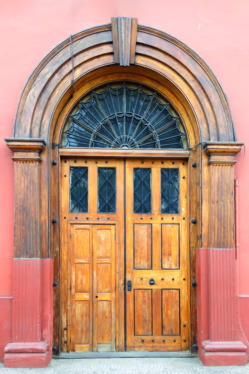 Item #28023026166759390679061689052984814586088125490502188211510750816153834094593 Media