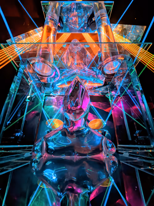 Item #96411404270411630011805465829937472202791055188445154106171930275493275762689 Media