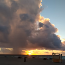 SouthBeach Big Clouds