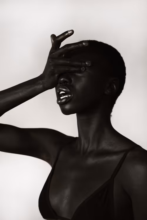 Item #49421393432894499121215694470303184244096795482679490930709574059567702081537 Media