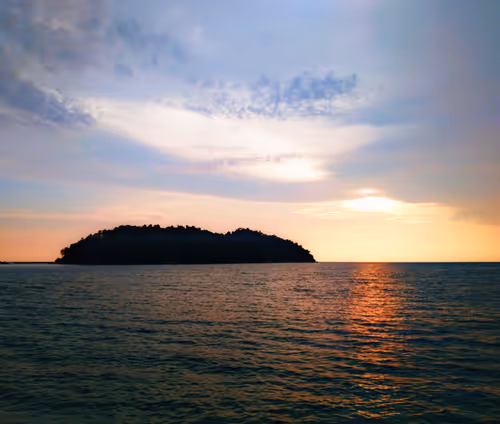 Item #19806243045694240922671807350849119707500948004535152729653683263418979581953 Media