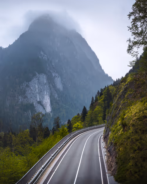 Item #59404681870809906448390957325299961742928436828892721220786848763821730824193 Media