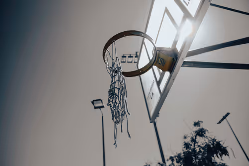 Item #102940333982406916741788290605586122935869153041698205063825610393532407742465 Media