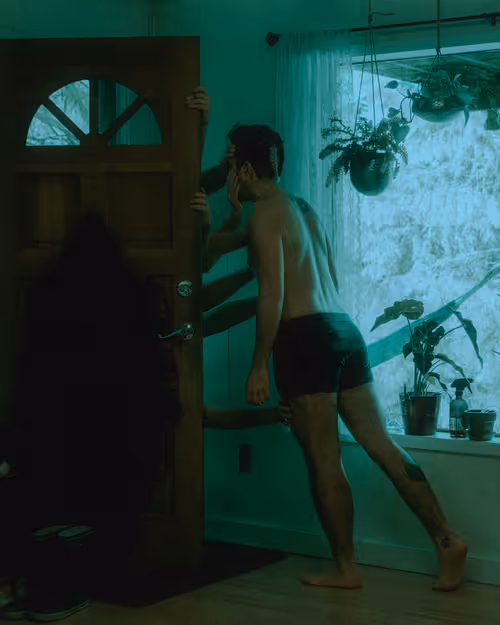 Item #27037863162219595274106965328796201644236451492369191694628585649617164566529 Media