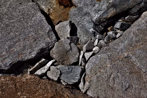 Item #68800123458035658143408460056219206378254568321398204671677935265947632795649 Media