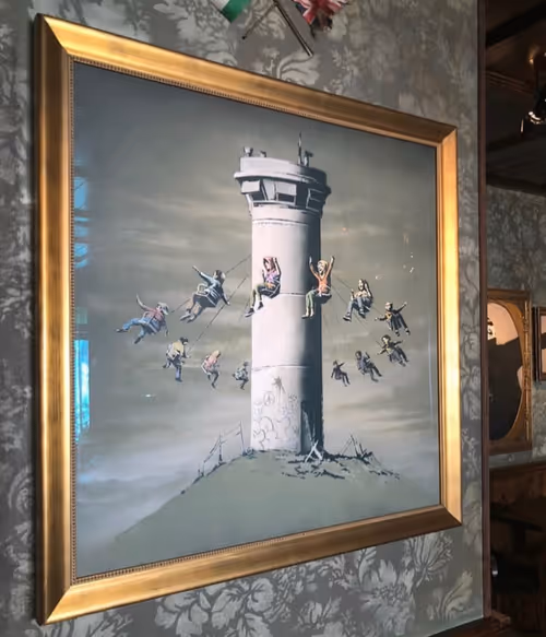 Item #55216672598840708961384749684848616551278129301068730357297170546903721443550 Media