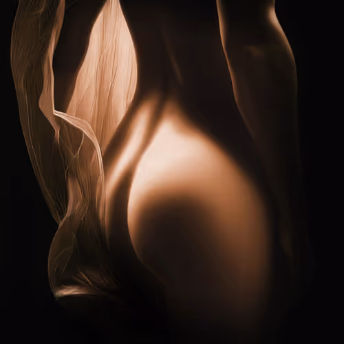 Night And Woman 32adIyefFP