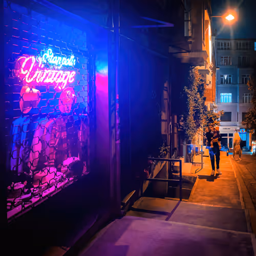 25828147237821198195018353565513715926828886605696715423323237891591114850305