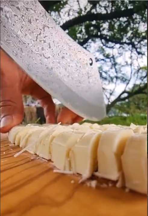 Item #71355605171447060346410046293277649019476890844426602903209692562490365313025 Media