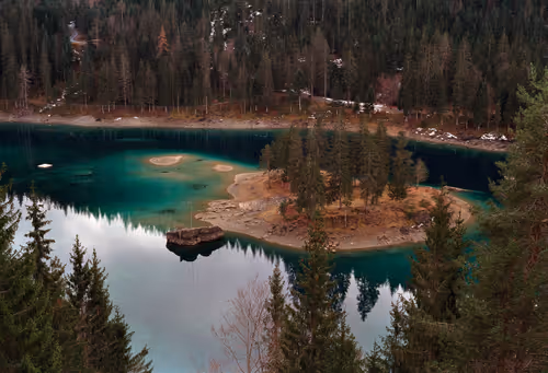 Item #57637116358880253355532068744553761348927083548438341170009746221971288358913 Media