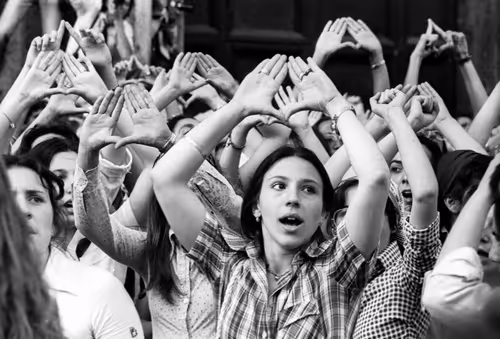 Item #63230500154512860062790662339821630911330338784363865767864769487522205007873 Media