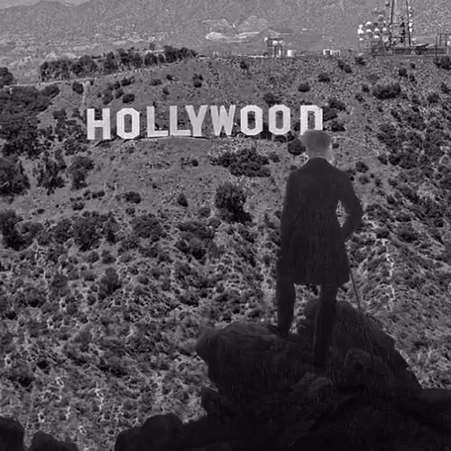 Wanderer above Hollywood