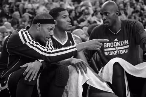 Item #88207903319044114138828574668233581092866410897349003518169250176581983272961 Media